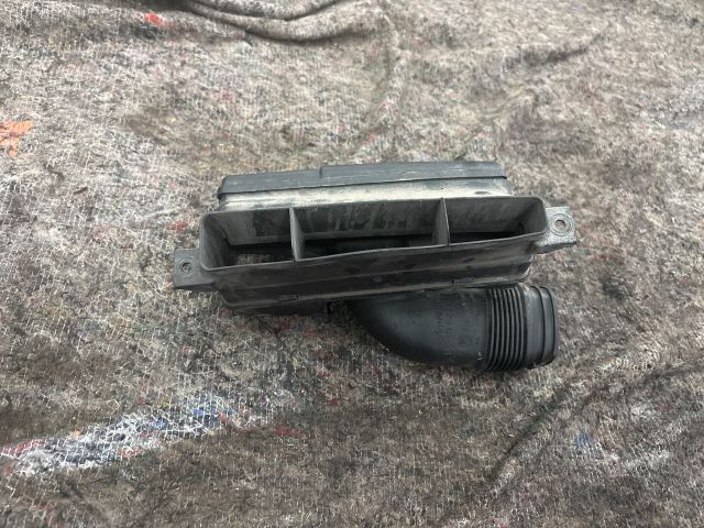 bontott SKODA SUPERB II Légbeömlő