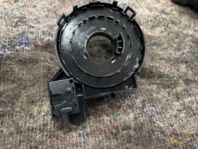 bontott SKODA SUPERB II Légzsák Átvezető Szalagkábel