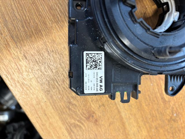 bontott SKODA SUPERB II Légzsák Átvezető Szalagkábel