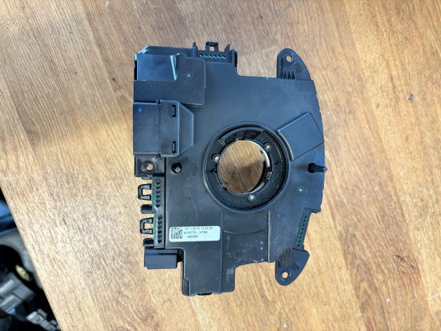 bontott SKODA SUPERB II Légzsák Átvezető Szalagkábel