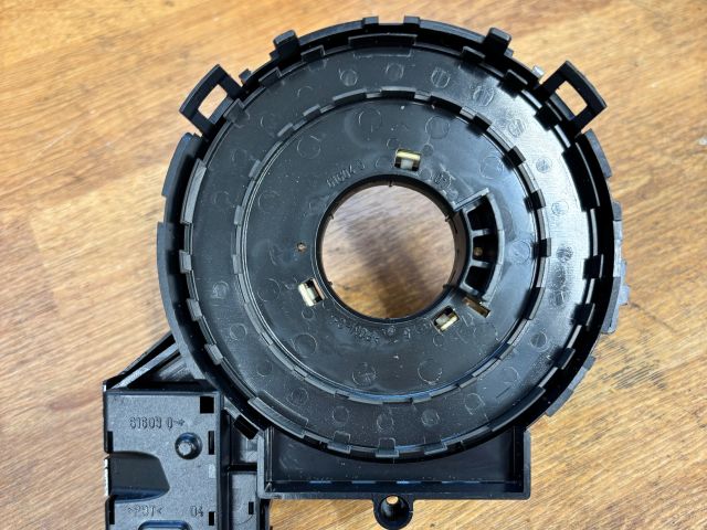 bontott SKODA SUPERB II Légzsák Átvezető Szalagkábel