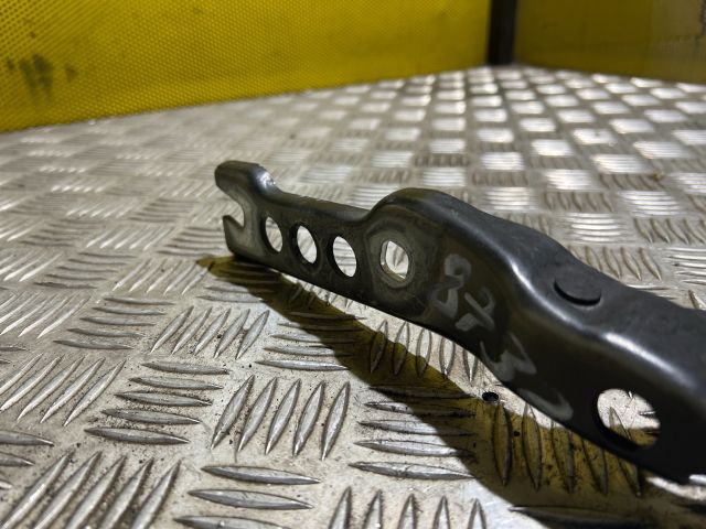 bontott SKODA SUPERB II Motorháztető Jobb Zsanér