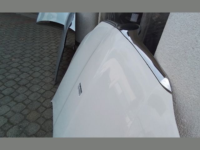 bontott SKODA SUPERB II Motorháztető Szigetelés