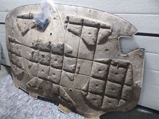 bontott SKODA SUPERB II Motorháztető Szigetelés