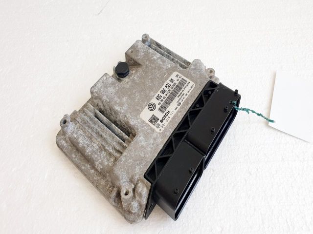 bontott SKODA SUPERB II Motorvezérlő