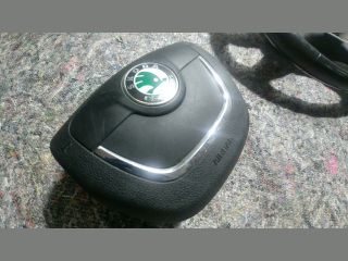 bontott SKODA SUPERB II Multikormány