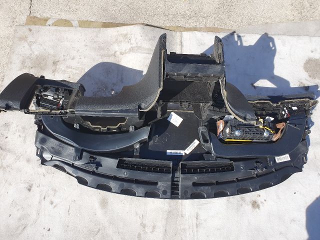 bontott SKODA SUPERB II Műszerfal Héj