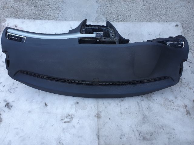 bontott SKODA SUPERB II Műszerfal Héj