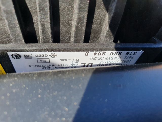 bontott SKODA SUPERB II Műszerfal Héj