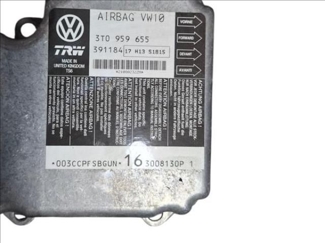 bontott SKODA SUPERB II Műszerfal Héj