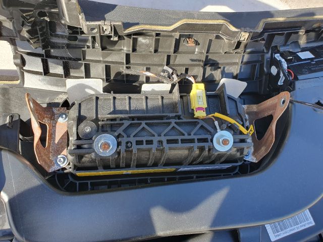 bontott SKODA SUPERB II Műszerfal Héj