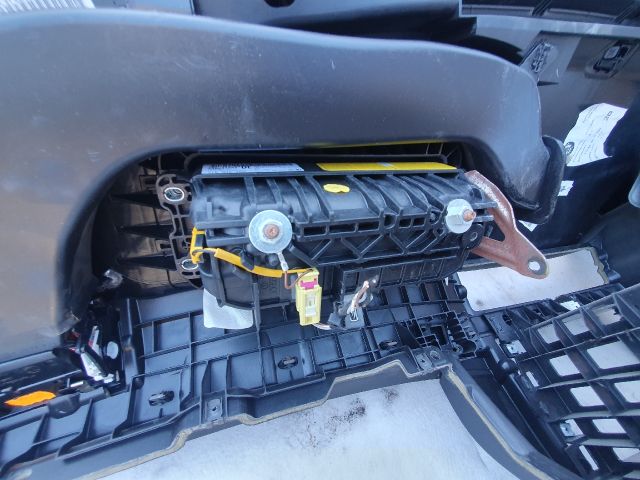 bontott SKODA SUPERB II Műszerfal Héj