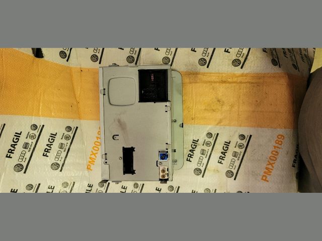 bontott SKODA SUPERB II Rádió / CD