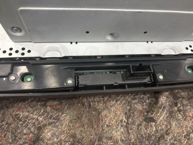 bontott SKODA SUPERB II Rádió / CD