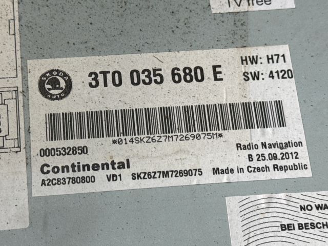 bontott SKODA SUPERB II Rádió / CD