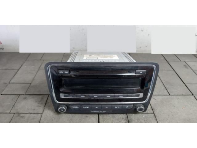 bontott SKODA SUPERB II Rádió / CD