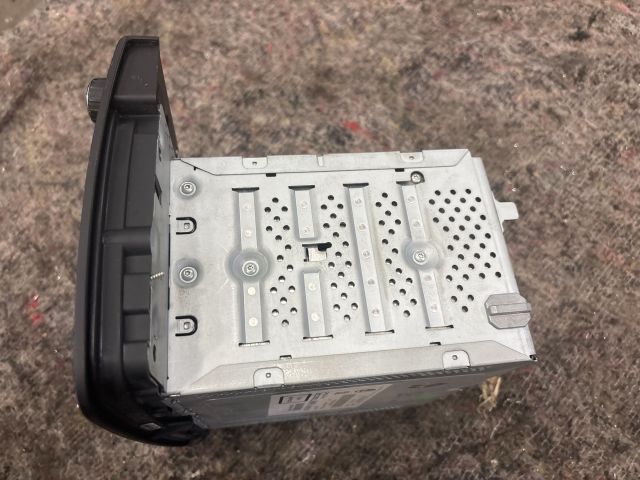 bontott SKODA SUPERB II Rádió / CD