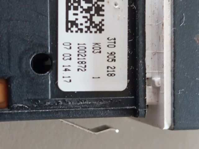 bontott SKODA SUPERB II Start / Stop Indító Gomb