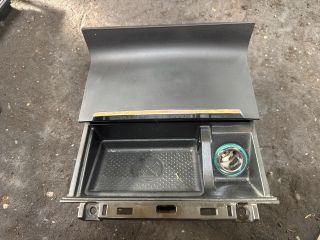 bontott SKODA SUPERB II Szivargyújtó Betét