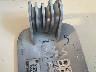 bontott SKODA SUPERB II Tankajtó