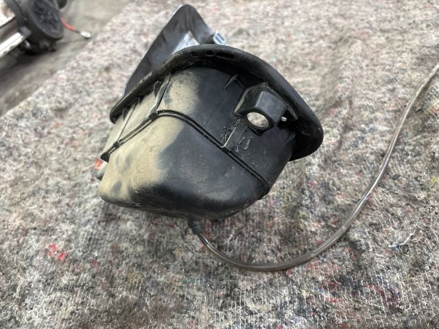 bontott SKODA SUPERB II Tankajtó