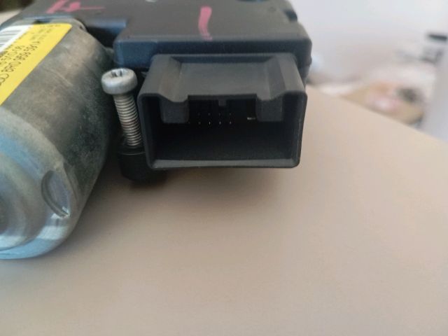 bontott SKODA SUPERB II Tetőablak Motor