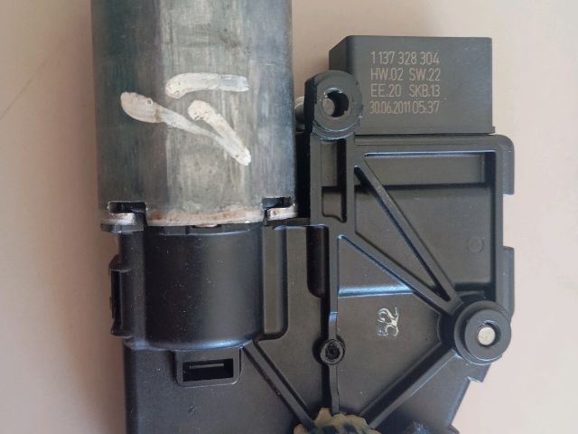 bontott SKODA SUPERB II Tetőablak Motor
