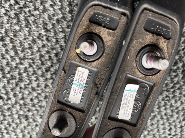 bontott SKODA SUPERB II Tetősín Pár