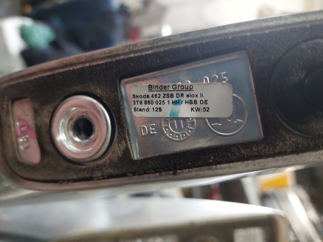 bontott SKODA SUPERB II Tetősín Pár