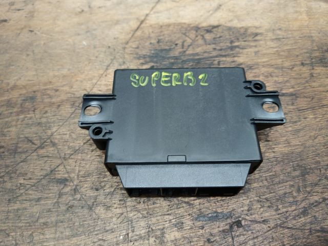 bontott SKODA SUPERB II Tolatóradar Elektronika