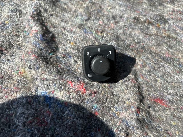 bontott SKODA SUPERB II Tükör Kapcsoló