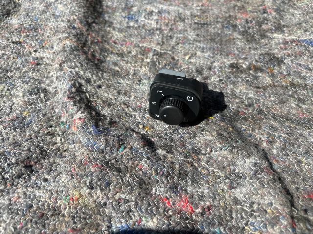 bontott SKODA SUPERB II Tükör Kapcsoló