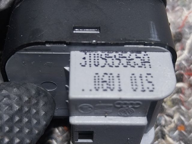 bontott SKODA SUPERB II Tükör Kapcsoló