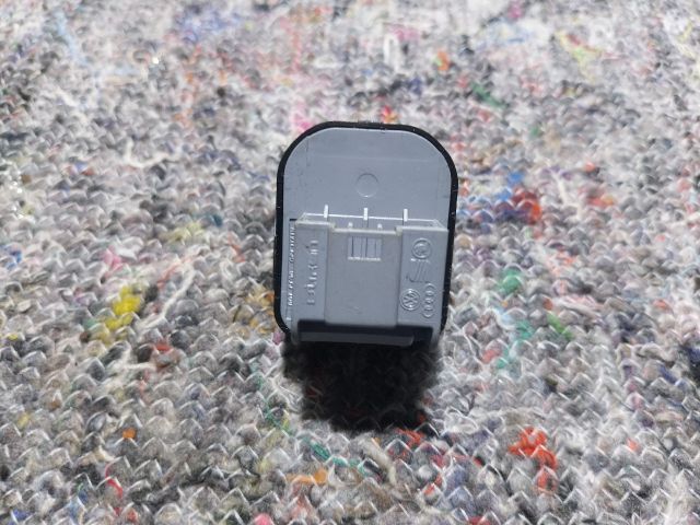 bontott SKODA SUPERB II Tükör Kapcsoló