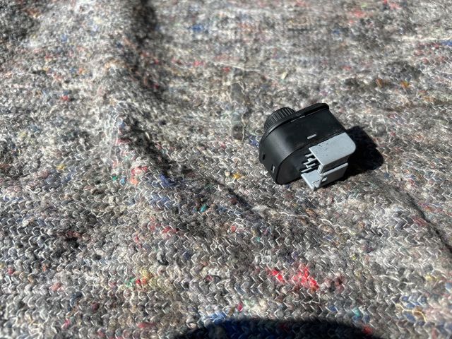 bontott SKODA SUPERB II Tükör Kapcsoló