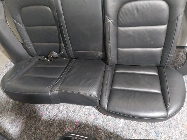 bontott SKODA SUPERB II Ülés Szett