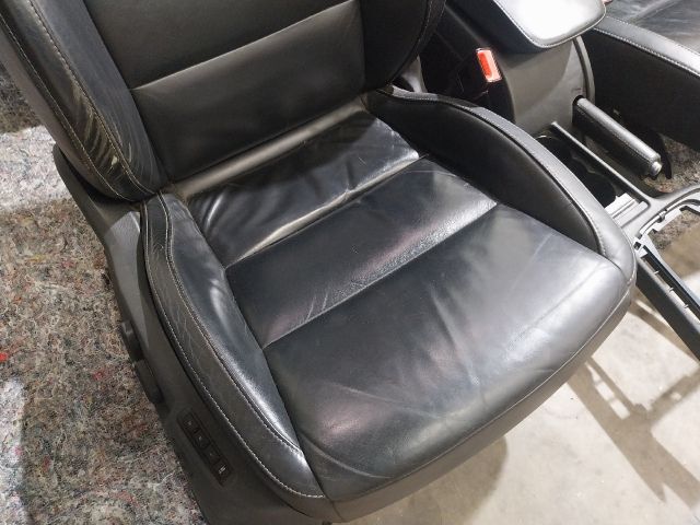 bontott SKODA SUPERB II Ülés Szett