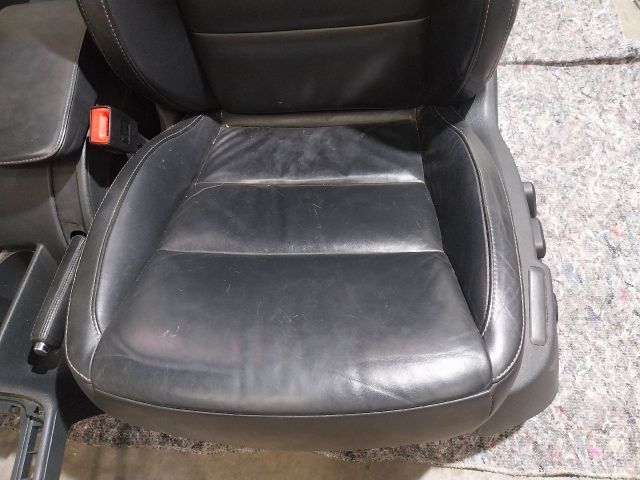 bontott SKODA SUPERB II Ülés Szett