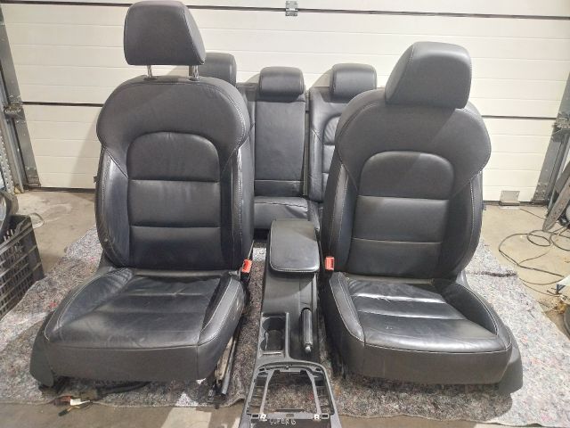 bontott SKODA SUPERB II Ülés Szett