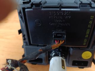 bontott SKODA SUPERB II Ülésfűtés Vezérlő