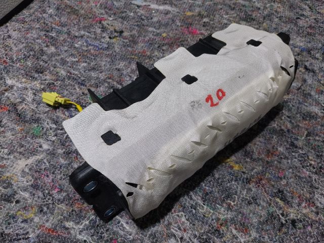 bontott SKODA SUPERB II Utasoldali Légzsák