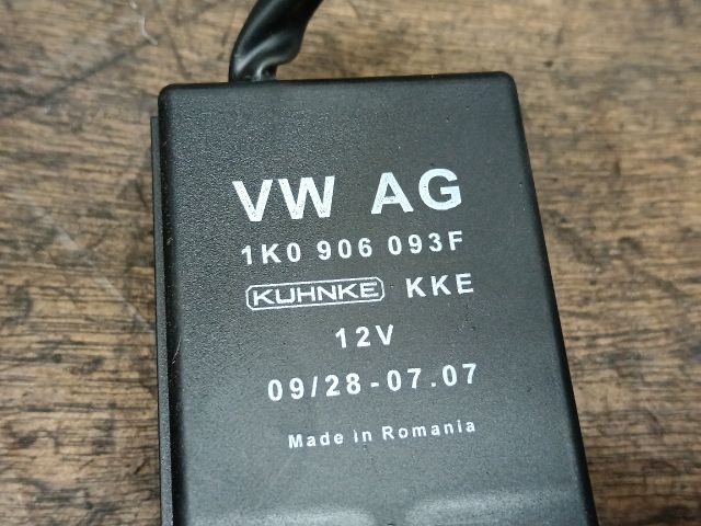 bontott SKODA SUPERB II Üzemanyag Befecskendező Vezérlő