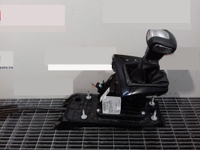 bontott SKODA SUPERB II Váltógomb