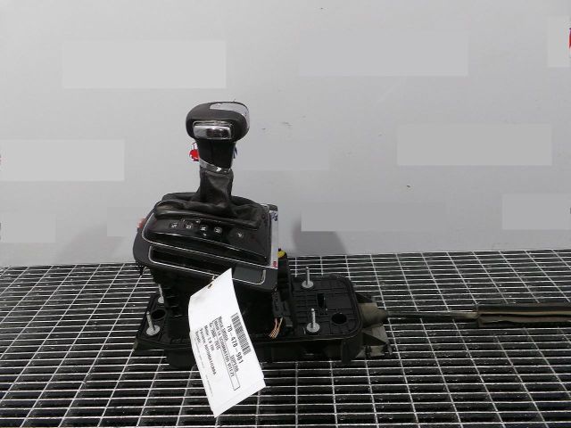 bontott SKODA SUPERB II Váltógomb