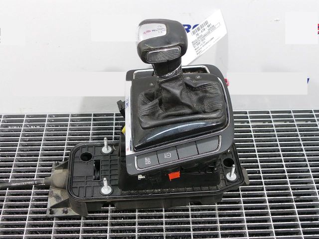 bontott SKODA SUPERB II Váltógomb