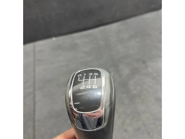 bontott SKODA SUPERB II Váltógomb