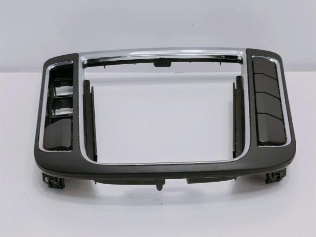 bontott SKODA SUPERB II Váltókar Keret