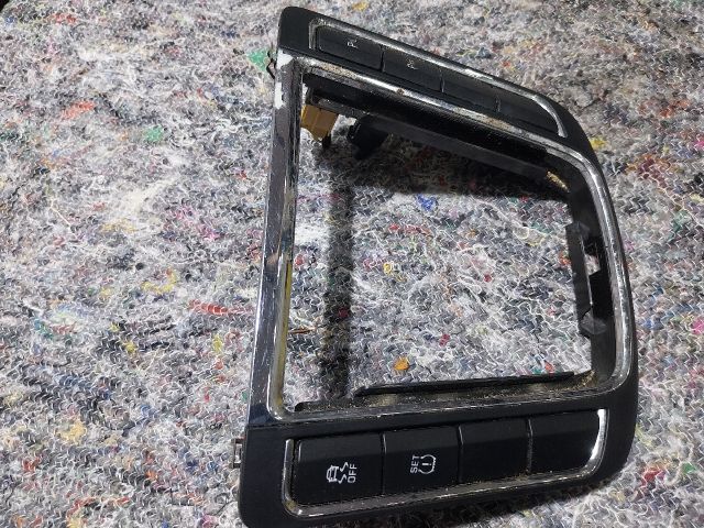 bontott SKODA SUPERB II Váltókar Keret