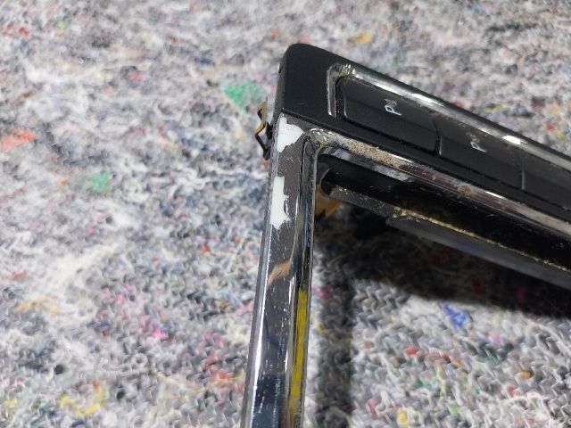 bontott SKODA SUPERB II Váltókar Keret