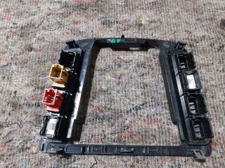 bontott SKODA SUPERB II Váltószoknya Rögzítő Keret